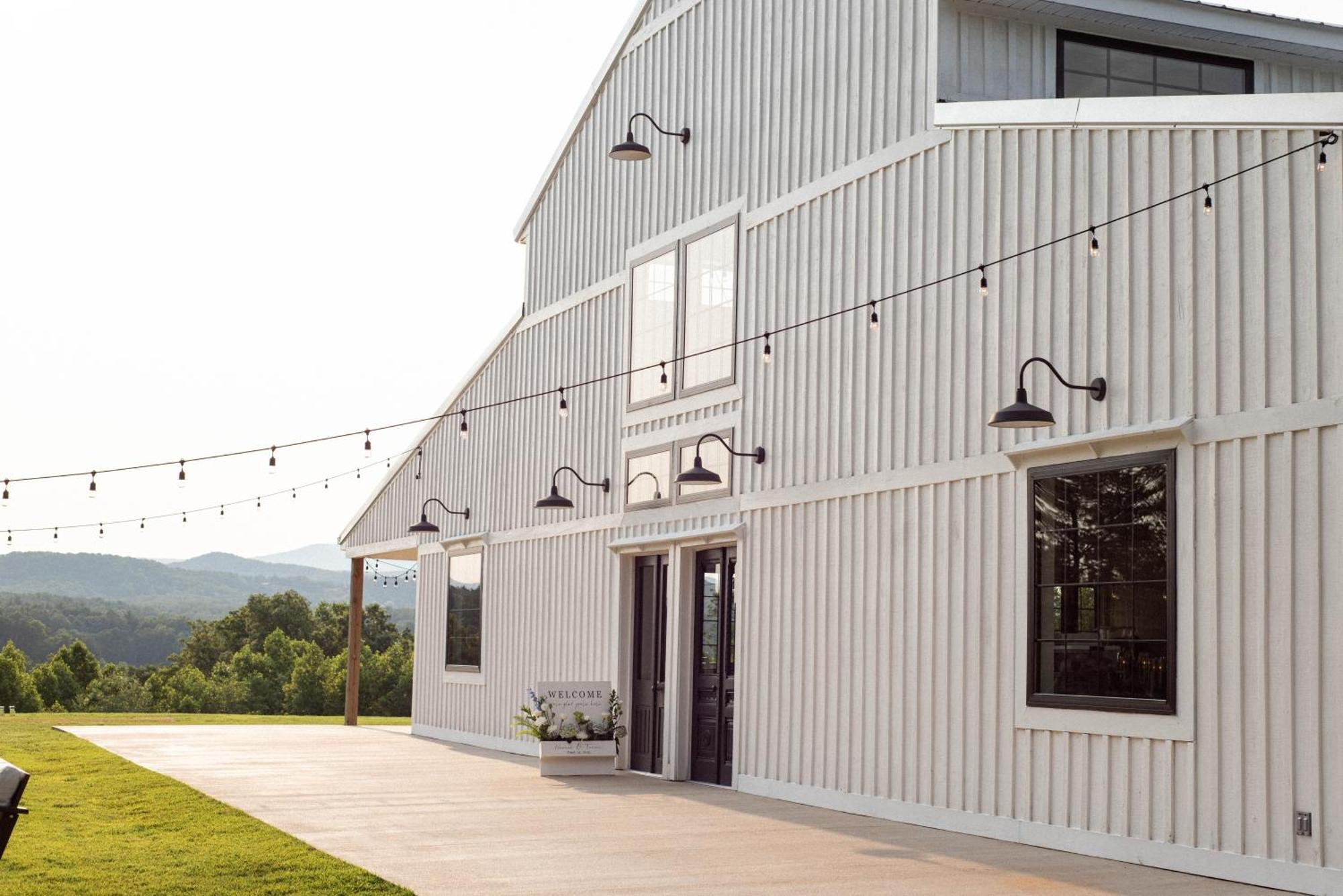 A Suite With A View + Wine Mount Airy Exterior foto